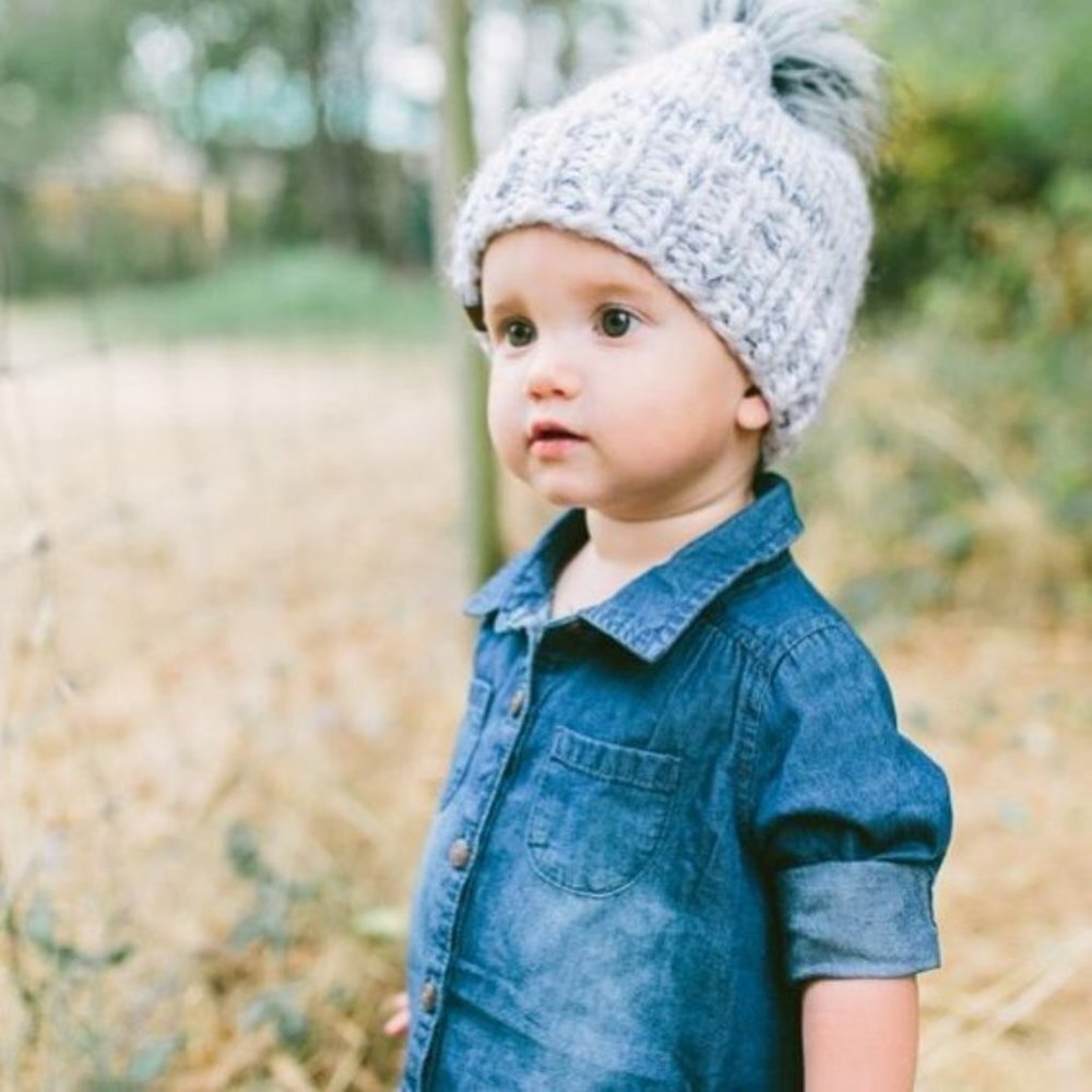 Peach & Lulu Chunky Knit Toque with Faux Fur Pom Pom